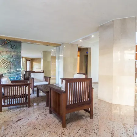 Cavall Bernat Платья-де-Аро